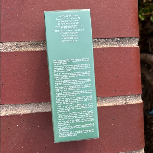 La Mer The Treatment Lotion 5oz - Picture 2 of 3